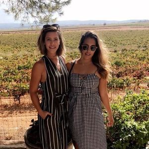 Meet your Posher, Valentina